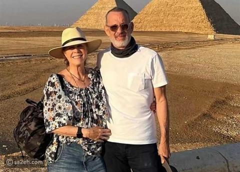 توم هانكس وزوجته يزوران منطقة الأهرامات