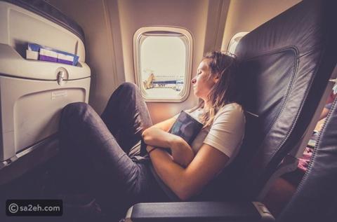 أفضل النصائح للنوم بشكل جيد أثناء السفر