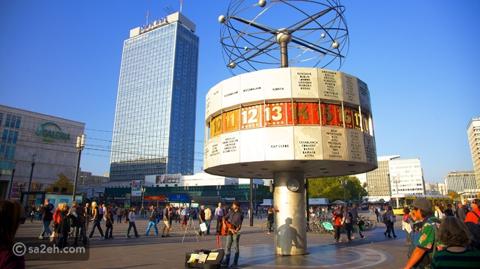 ميدان ألكسندر: مركز حيوي للحياة الحضرية في برلين
