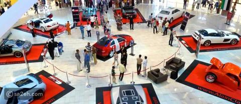 معرض دبي للسيارات: أكثر 200 سيارة غريبة للعرض